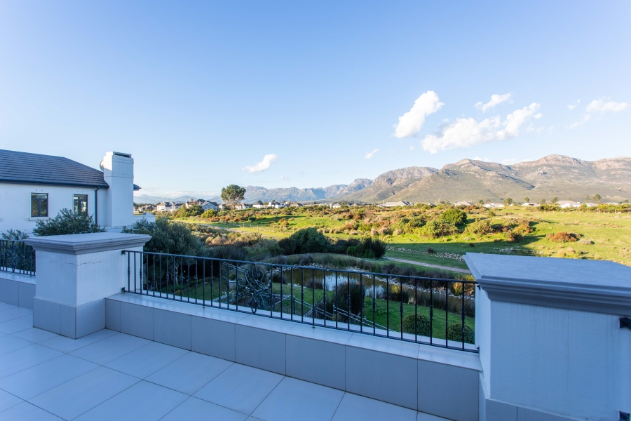 4 Bedroom Property for Sale in Val De Vie Estate Western Cape